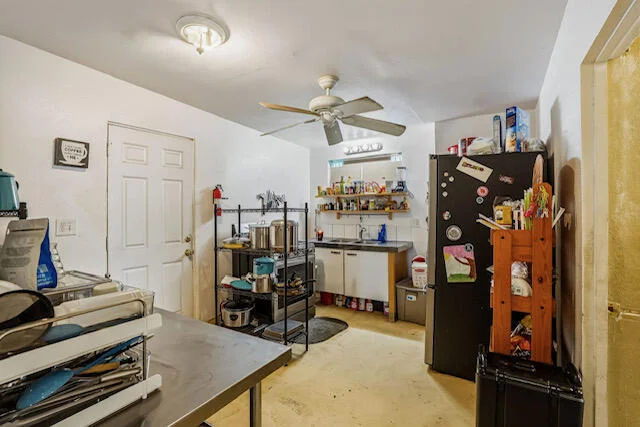 Photo of 45855 Smurr Street