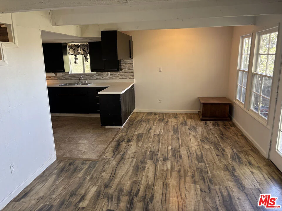 Photo of 1327 Evergreen Lane