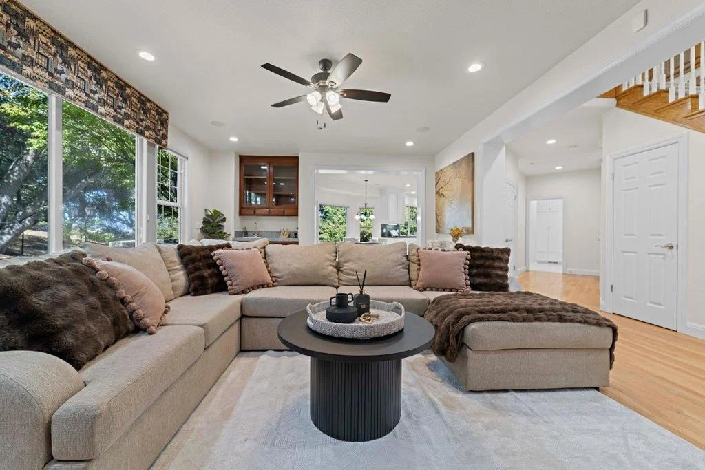 Photo of 1925 Mantelli Drive