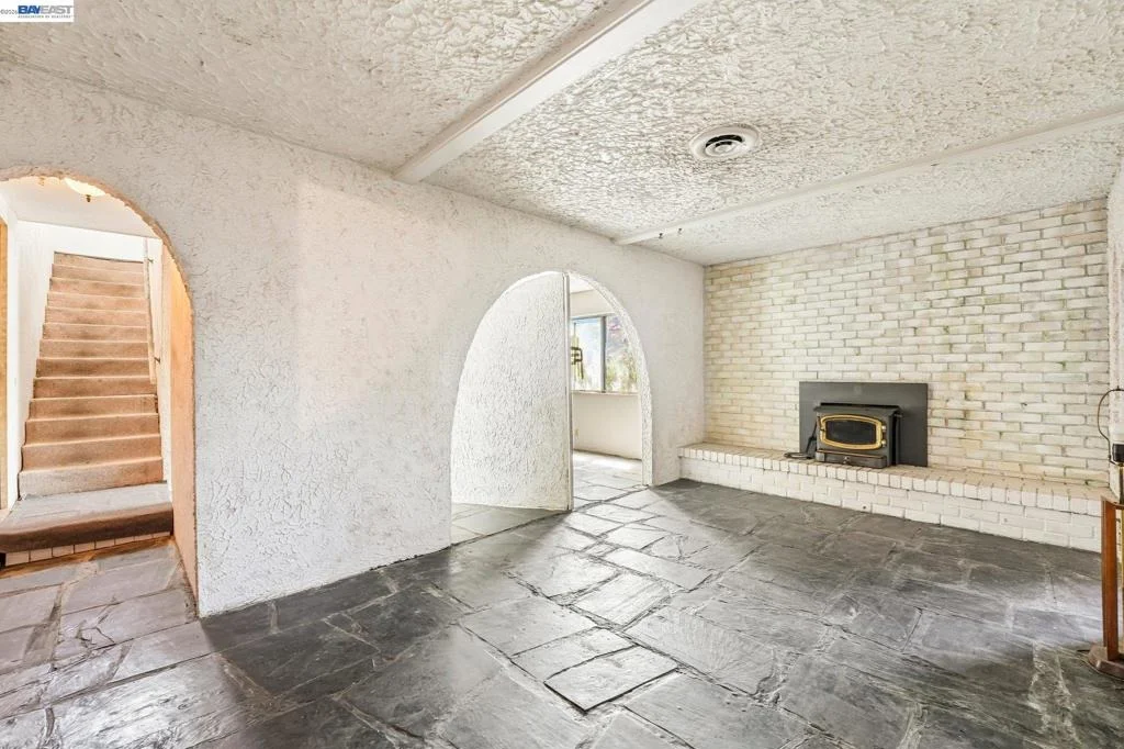 Photo of 1890 Bernice Way
