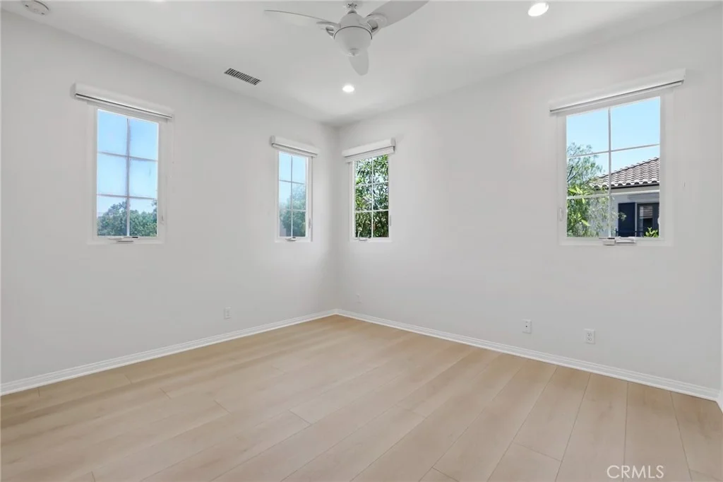 Photo of 118 Chestnut Grove