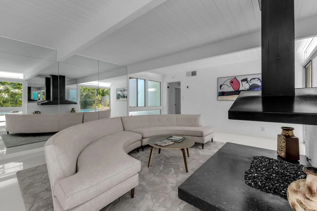 Photo of 1635 Palm Tree Drive