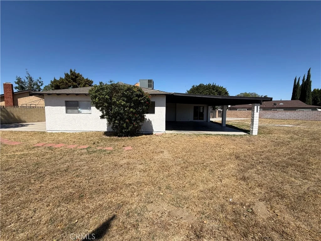 Photo of 15820 Rainbow Drive
