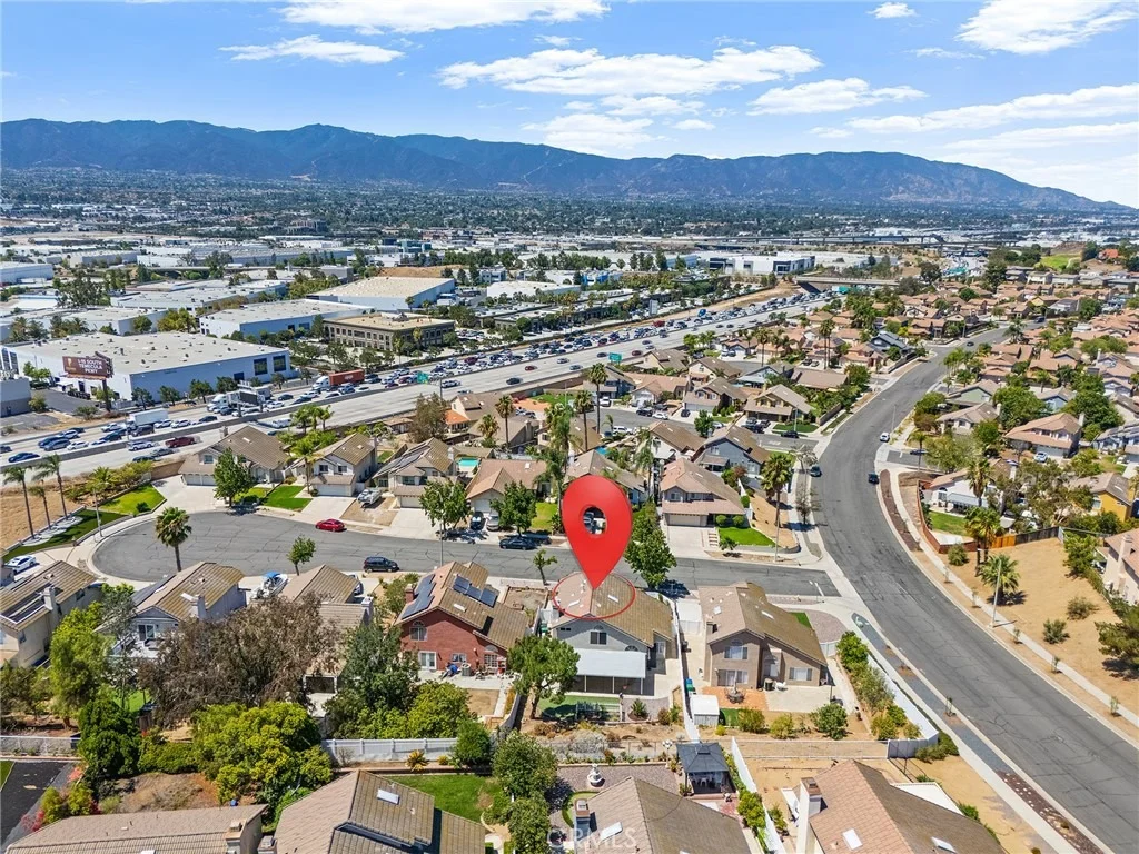 Photo of 387 Glacier Circle
