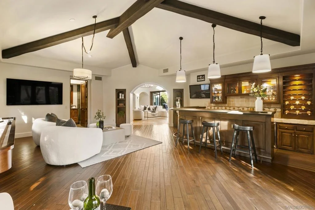 Photo of 6089 Avenida Alteras