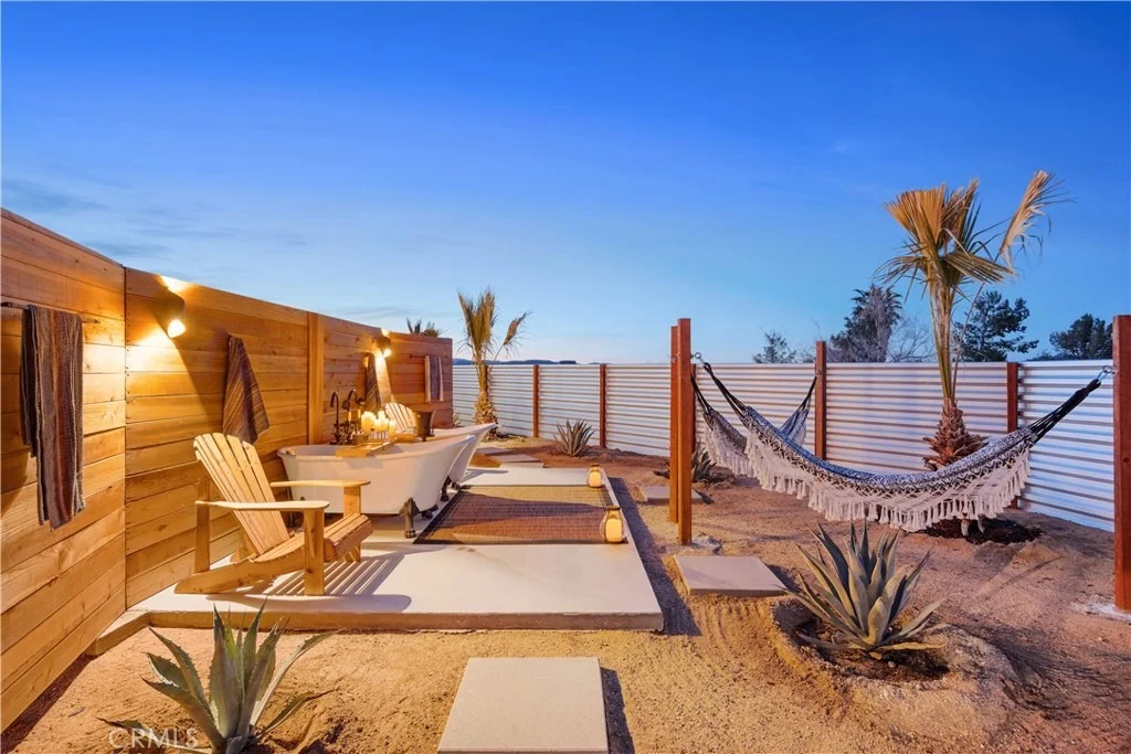 Photo of 60852 La Mirada