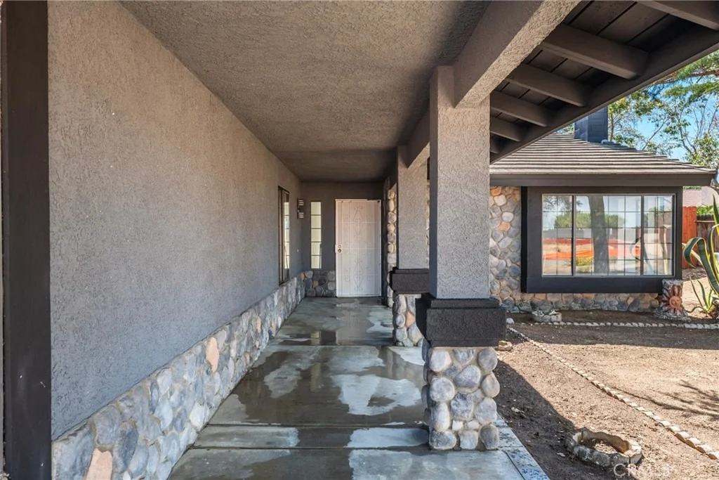 Photo of 13423 Palm Street