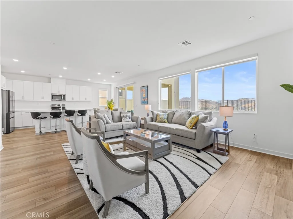 Photo of 598 Meadowood