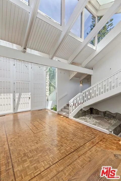 Photo of 1005 Schuyler Road