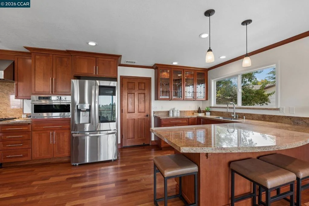 Photo of 61 St. Thomas Ln