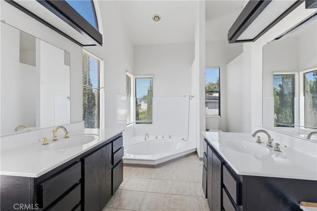 Photo of 9650 Farmington Drive