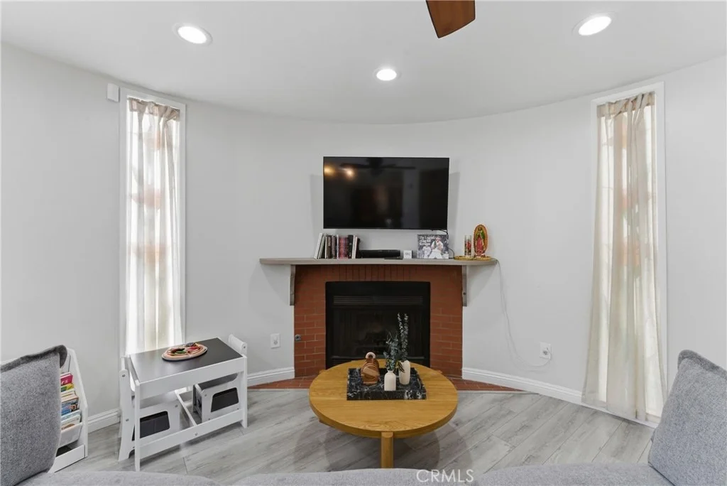 Photo of Unit D at 1307 Shadow Lane
