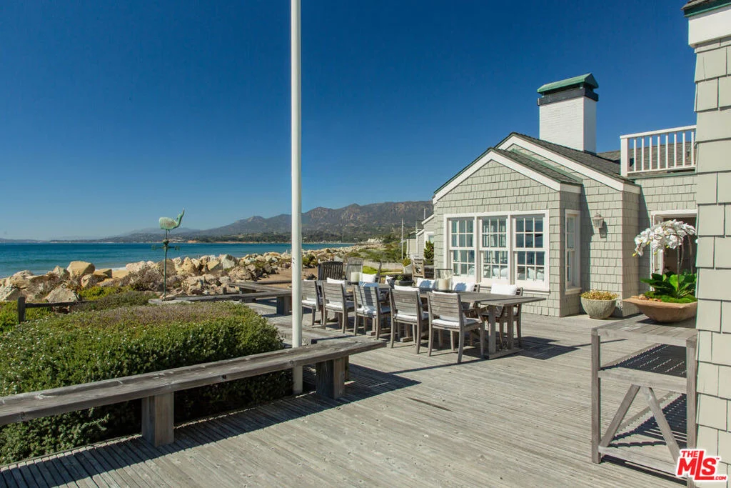 Photo of 571 Sand Point Road