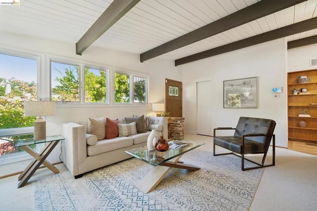 Photo of 7811 Potrero Ave