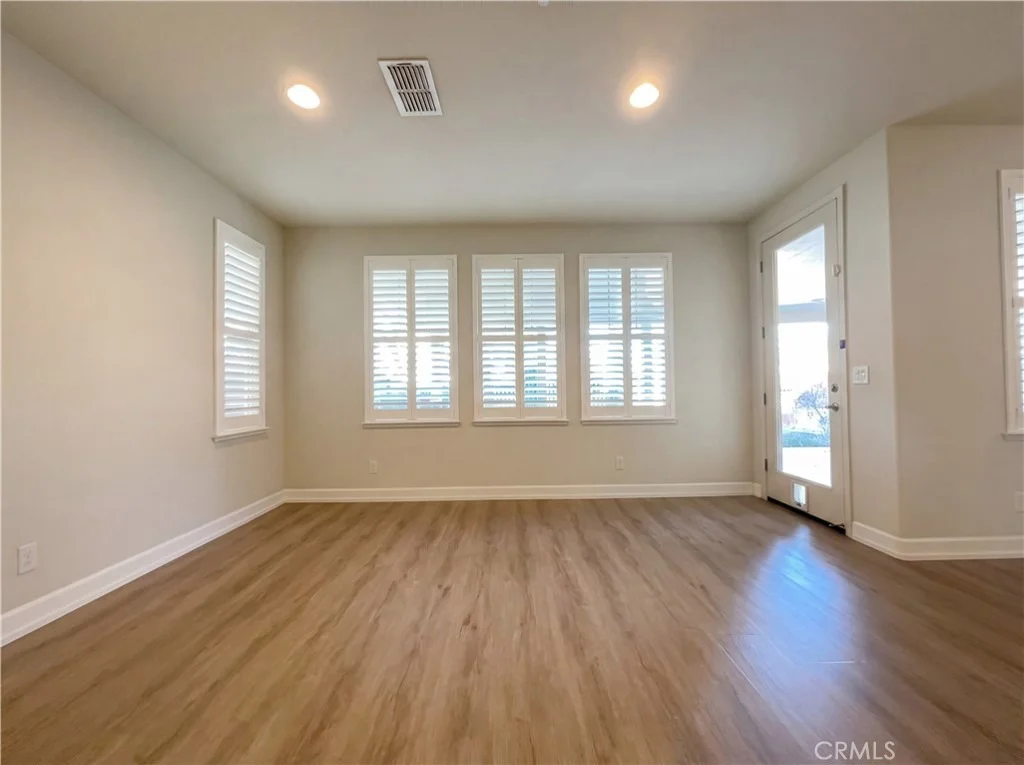 Photo of 4660 Lue Lane