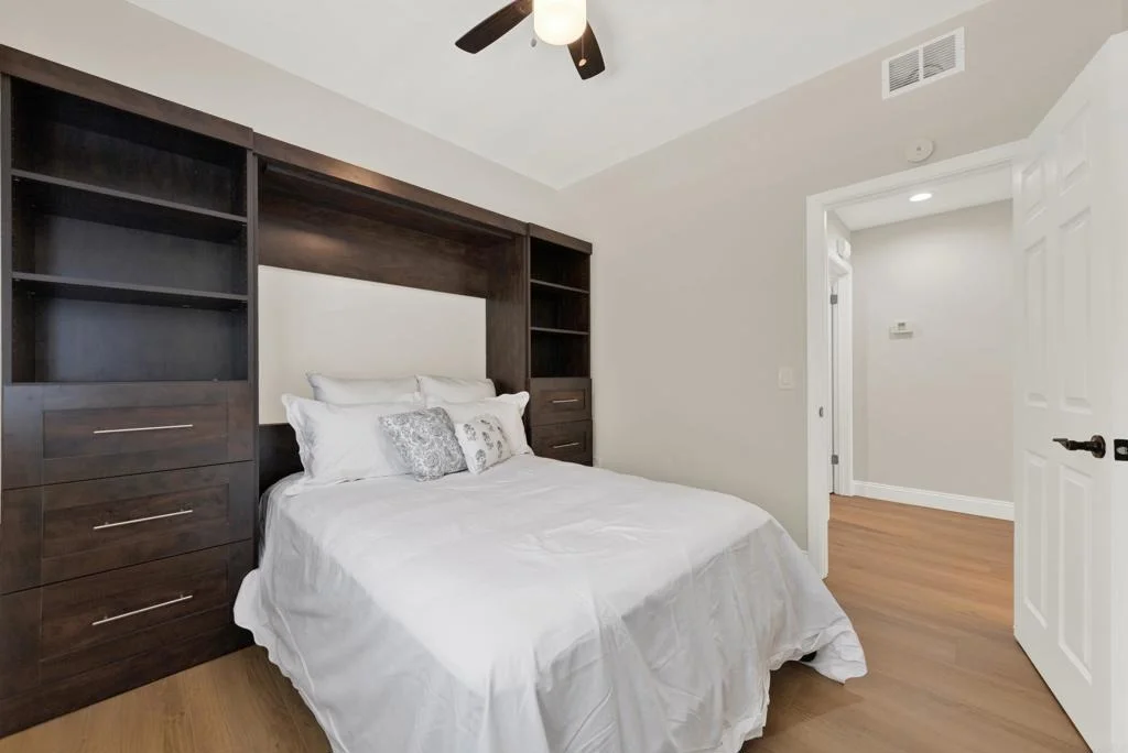 Photo of 948 Honeysuckle Drive