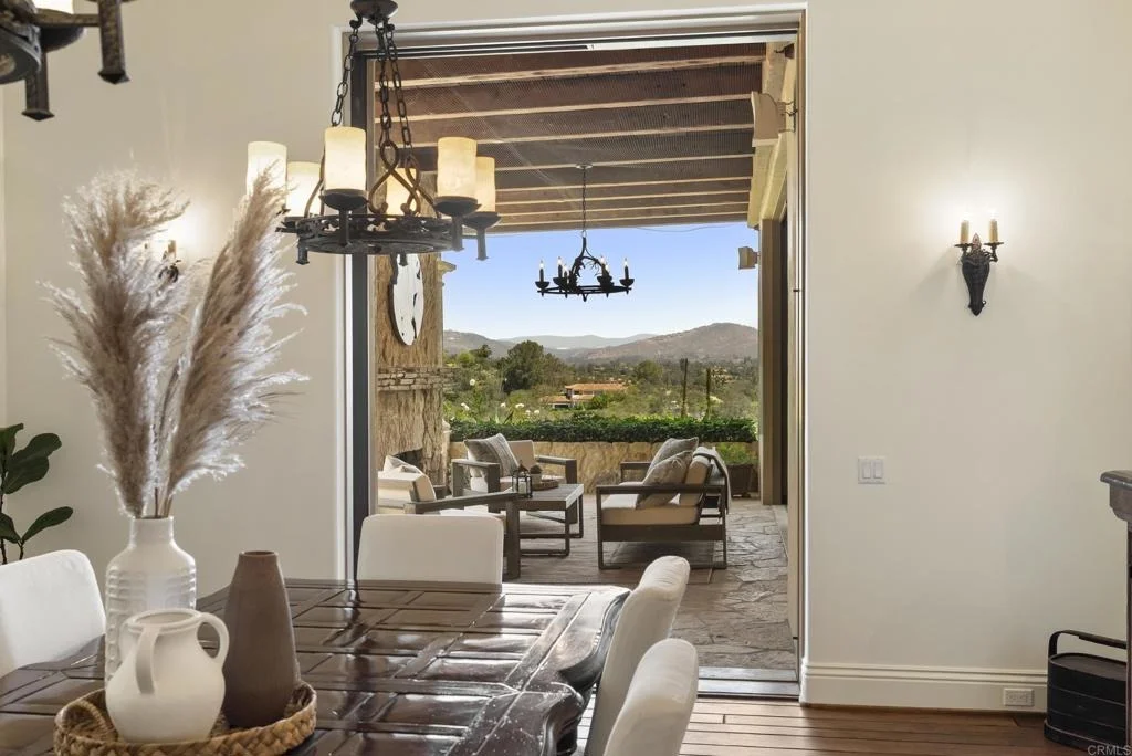 Photo of 5423 Calzada Del Bosque