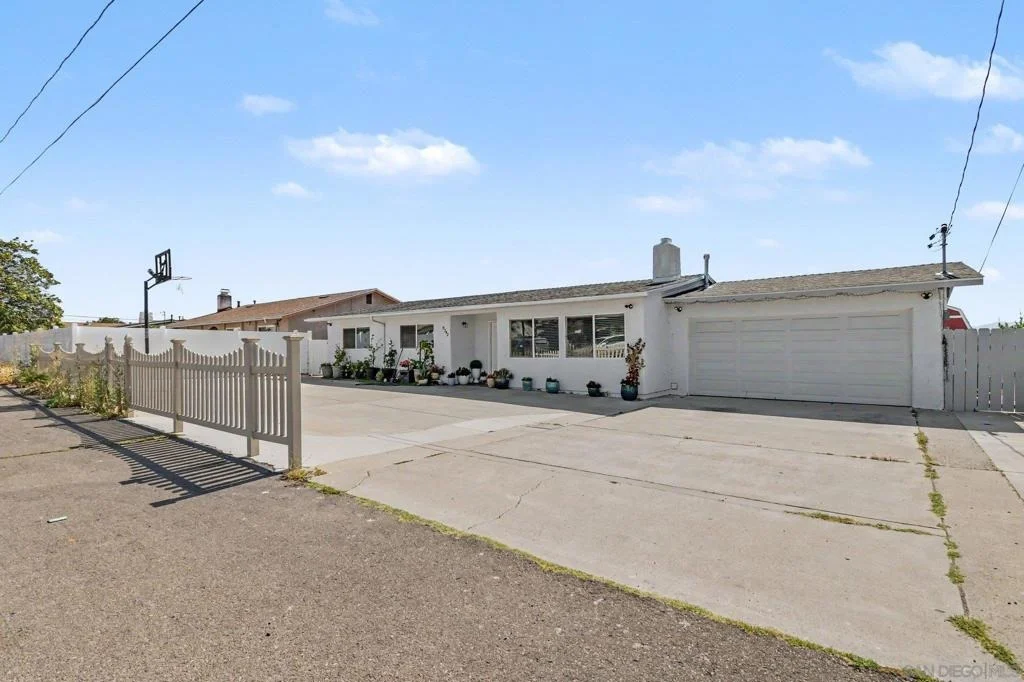 Photo of 8792 Blue Boy Lane