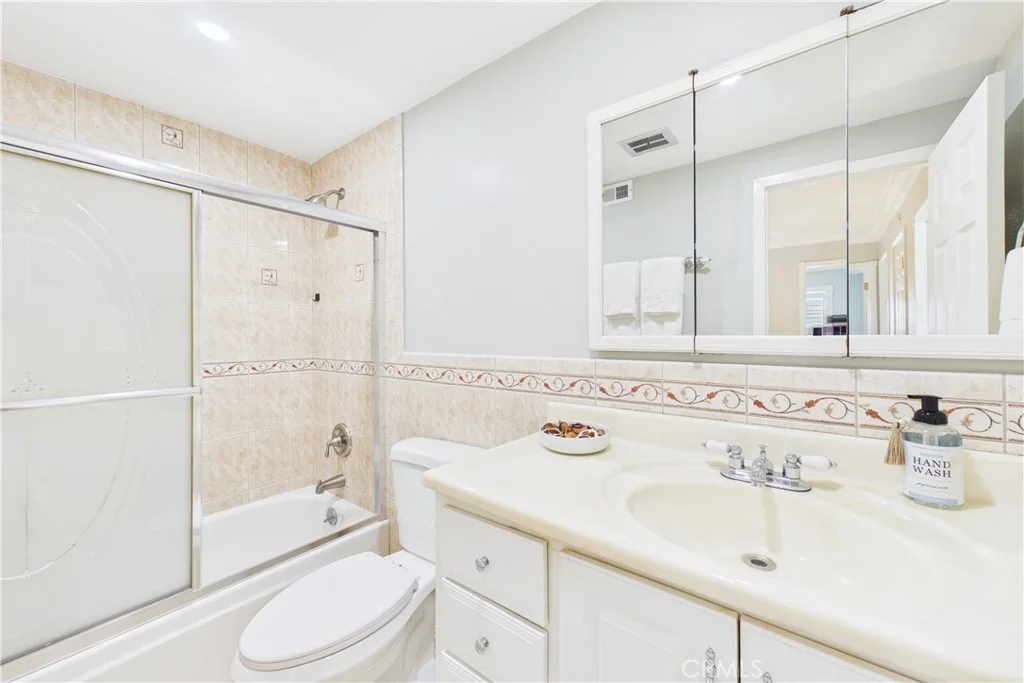 Photo of 5794 Maxson