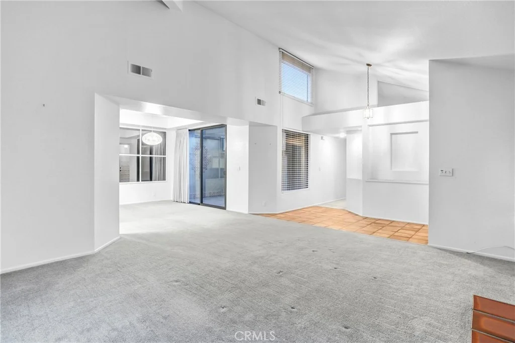 Photo of 1762 Del Prado