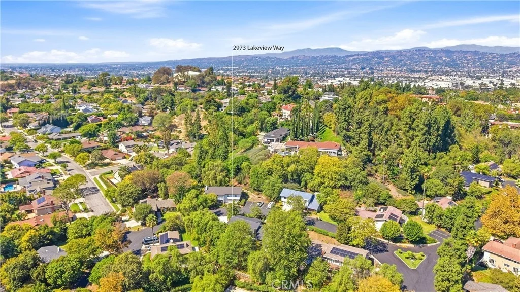 Photo of 2973 Lakeview Way