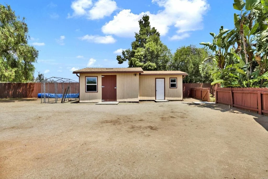 Photo of 1402 Big Red Road