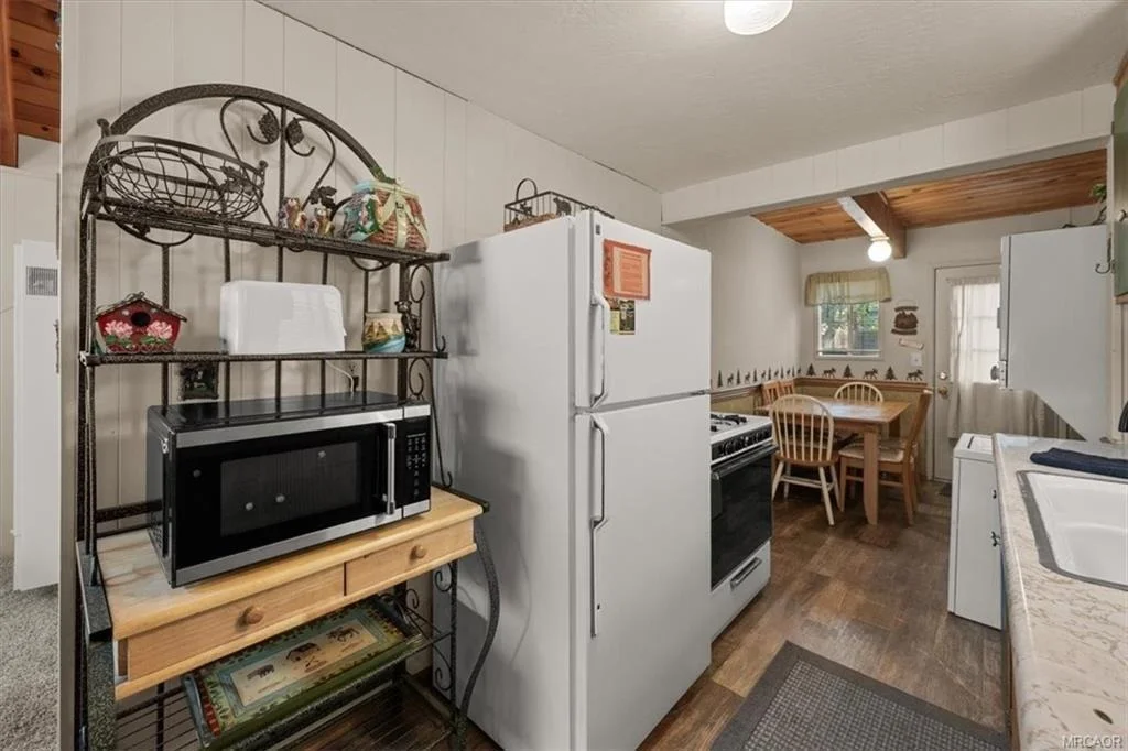 Photo of 43050 Sunset Drive