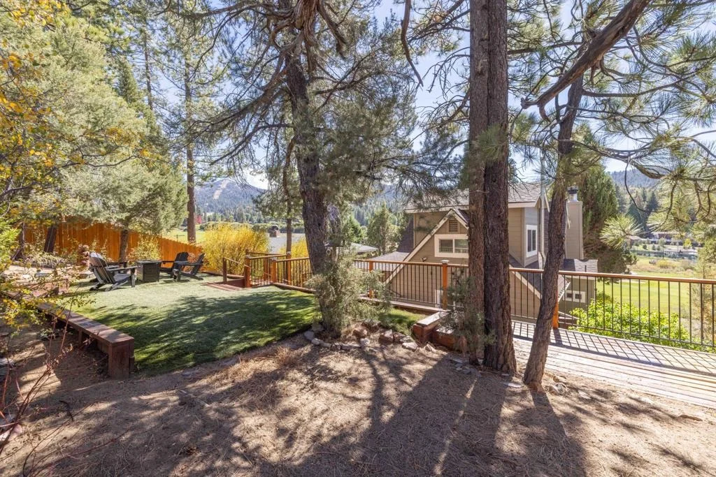 Photo of 42948 Moonridge Road