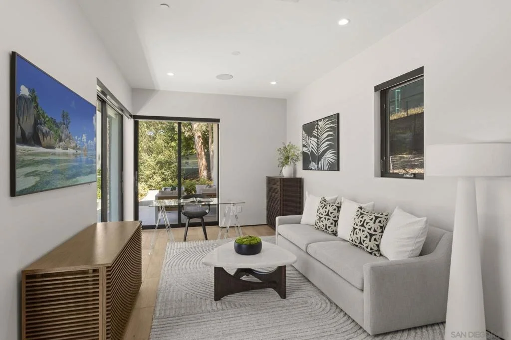 Photo of 6349 Castejon