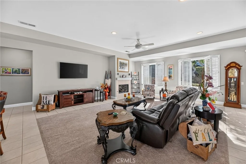 Photo of 39600 Cardiff Ave.
