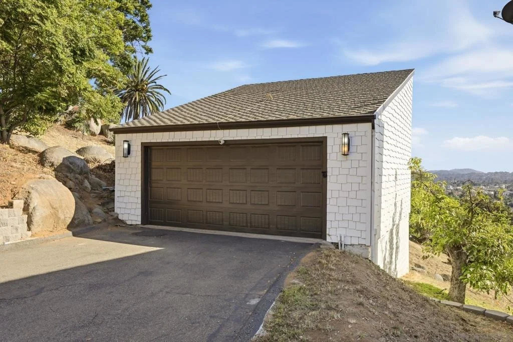 Photo of 931 Sol Vista Glen
