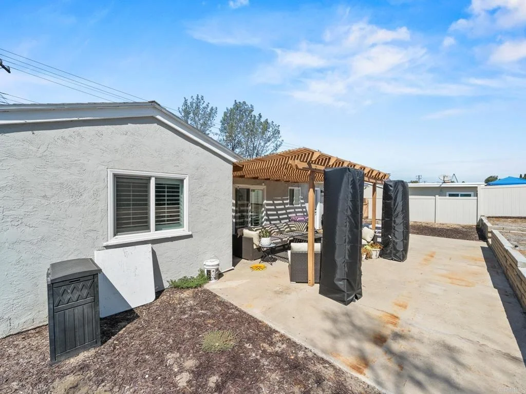 Photo of 9561 Carlton Hills Boulevard