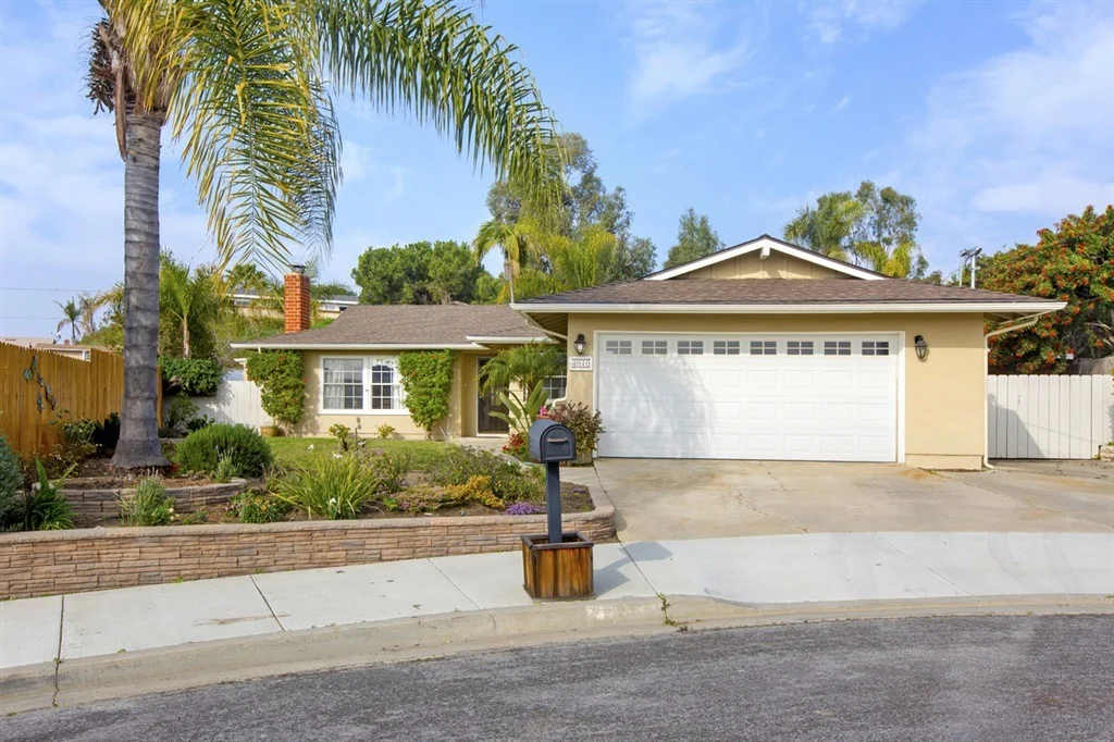 Photo of 4040 Echo Pl