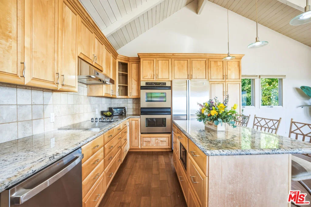 Photo of 2965 Seabreeze Drive