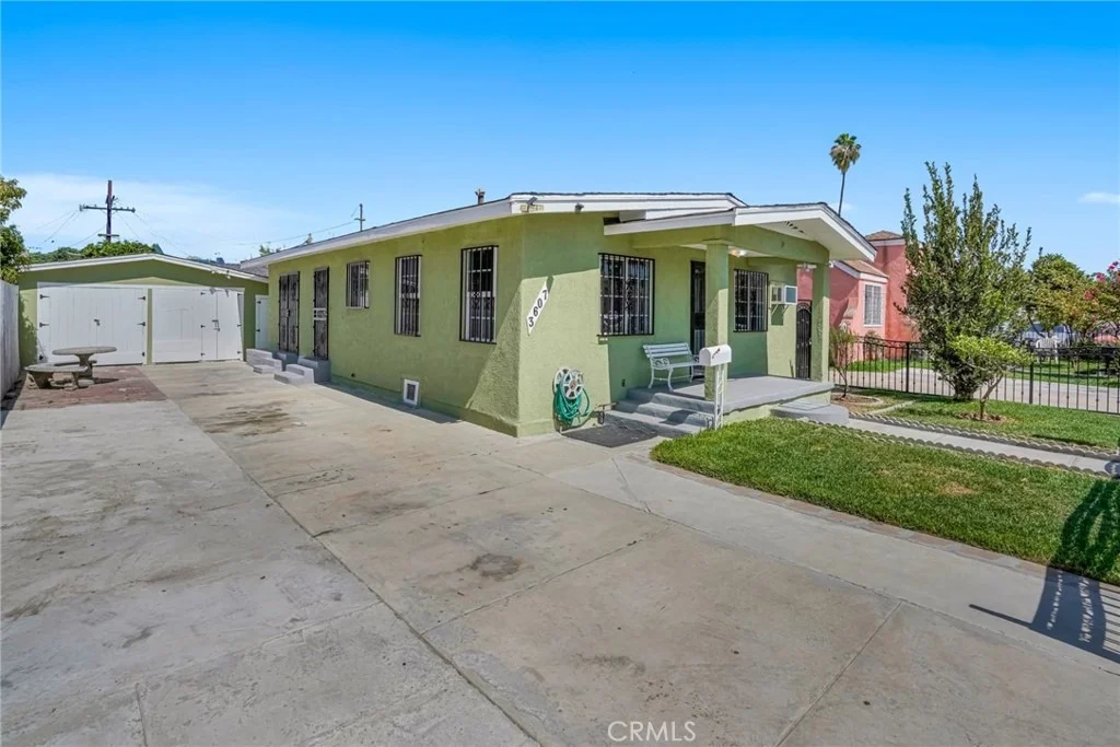 Photo of 3607 Walnut