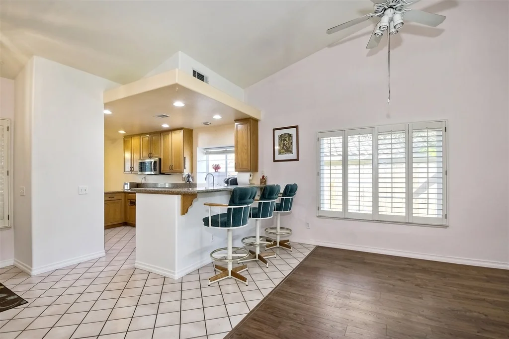 Photo of 512 Edgewater Ave