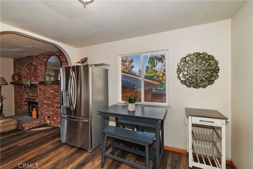Photo of 811 Leonard Lane