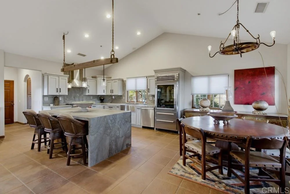 Photo of 6944 West Lilac
