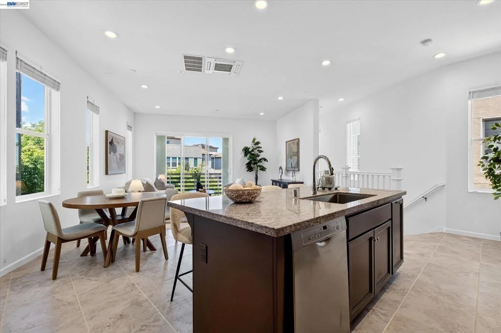 Photo of 5856 Nugget Way