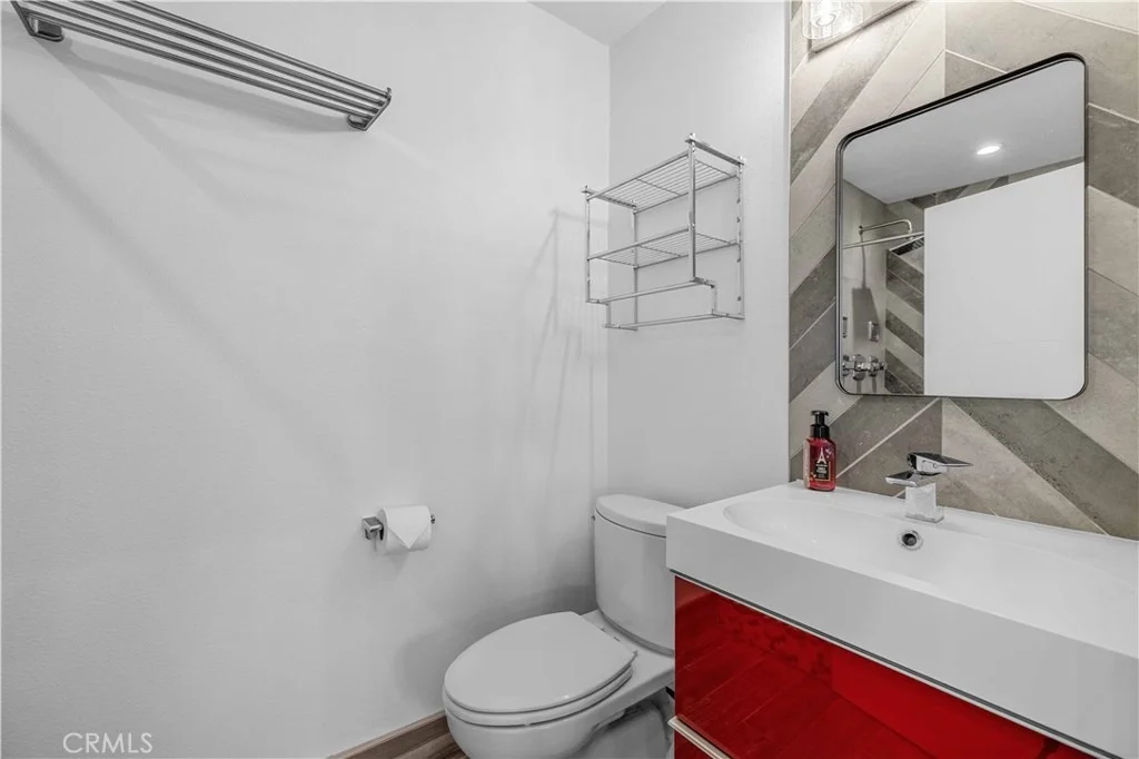 Photo of 3843 Marber