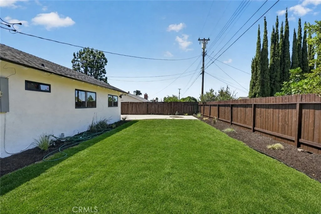 Photo of 1825 Rolling Hills