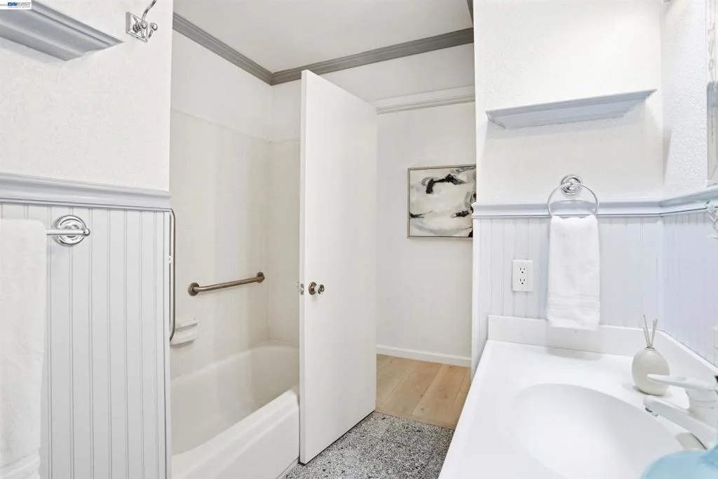 Photo of 1109 Lynhurst Way