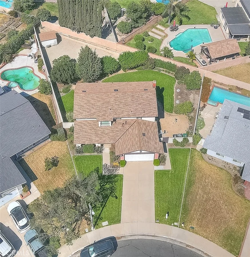 Photo of 13425 Mistletoe
