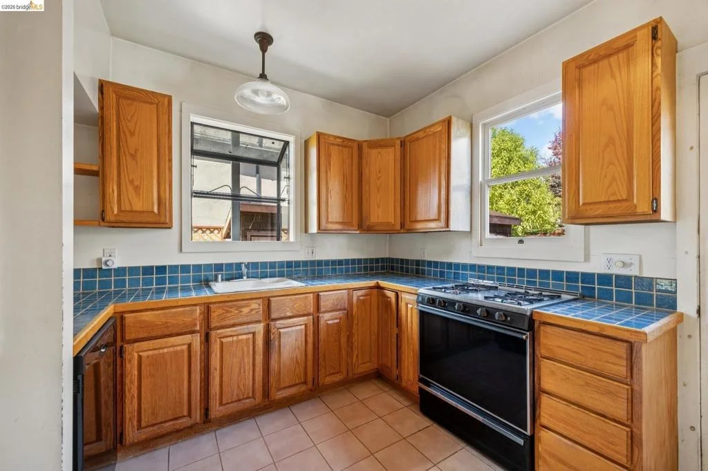 Photo of Unit A at 1711 Milvia