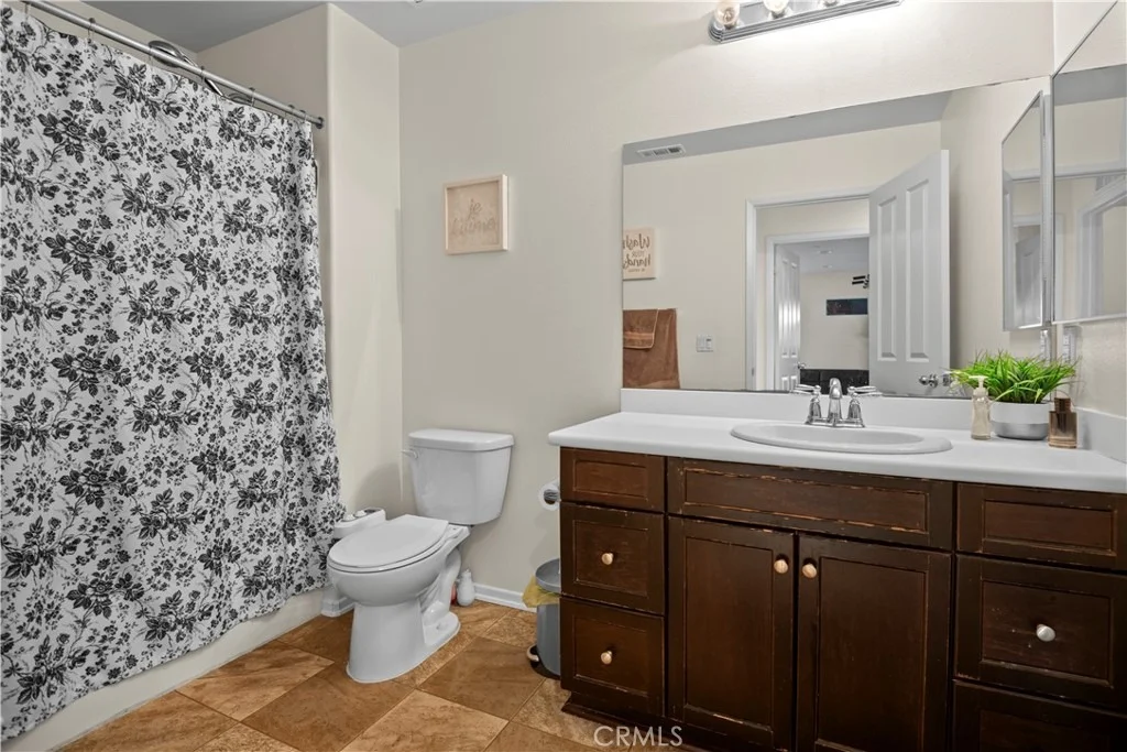 Photo of 16773 Buttonwood Lane