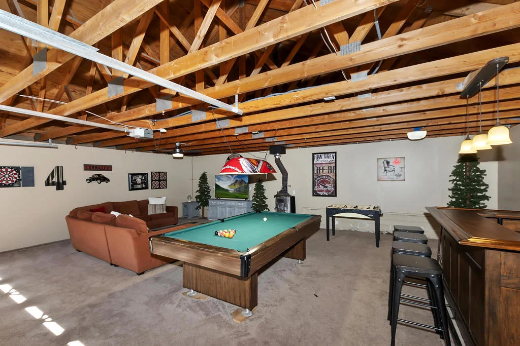 Photo of 40138 Hillcrest Drive