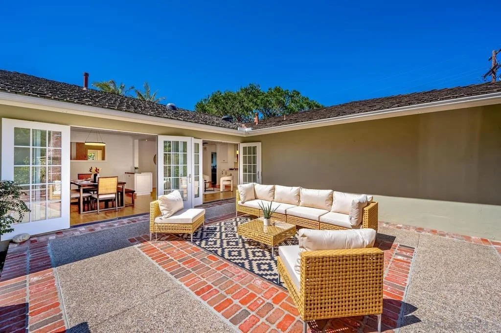 Photo of 6455 Avenida Wilfredo