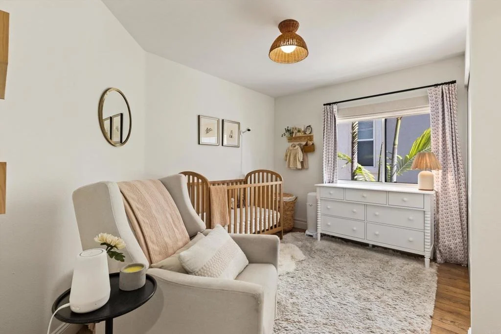 Photo of 2852 Avenida Valera