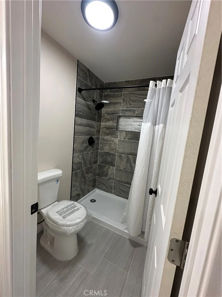 Photo of 560 W 10th Street
