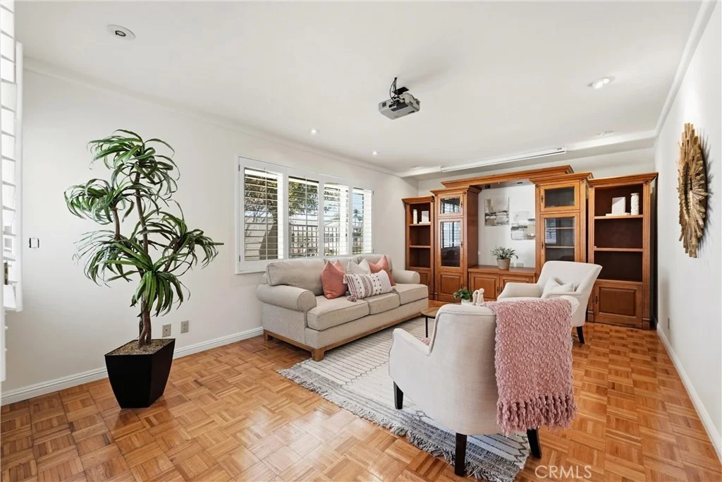 Photo of 17382 Jacaranda